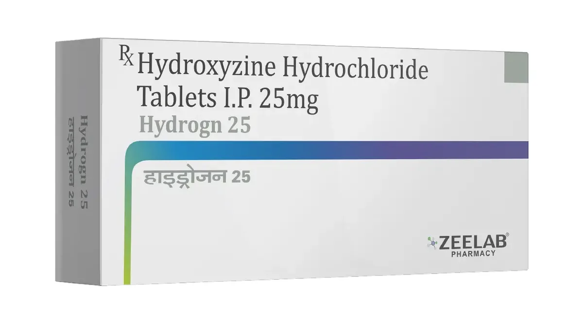医生正在为患者讲解艾曲波帕25mg进口药和国产药的区别